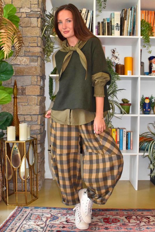Nora Brushed Cotton Gingham Classic Barrel Pant Deep Olive